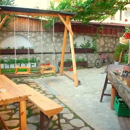 Strakova House